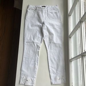 NYDJ Alina ankle white jeans size 4.